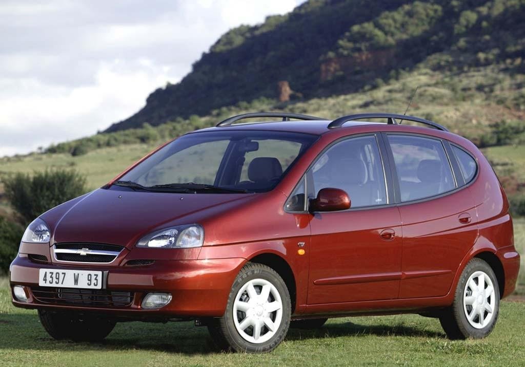 Thay KÍNH Ô tô Chevrolet Vivant tận nơi